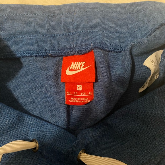 Nike shorts - Picture 5 of 5